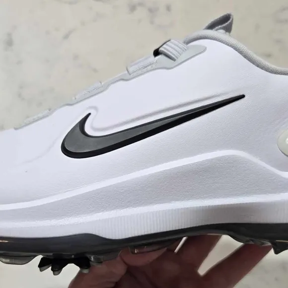 Nike Tiger Wood Golf Spiked White Shoes