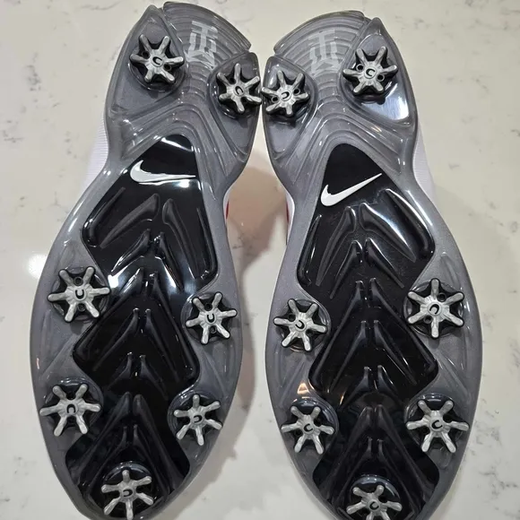 Nike Tiger Wood Golf Spiked White Shoes