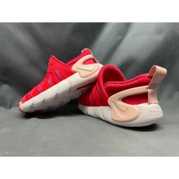 Nike Toddlers Dynamo Go SE (TD) Sneakers Slip-On Pink White Size 6c NEW IN BOX