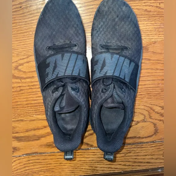 Nike TR 9 Training Sneakers *make offers*