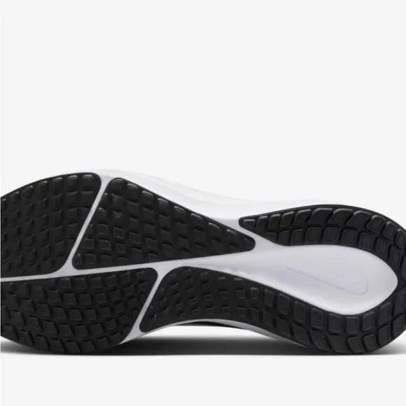 Nike Vomero 17 Road Running Shoes