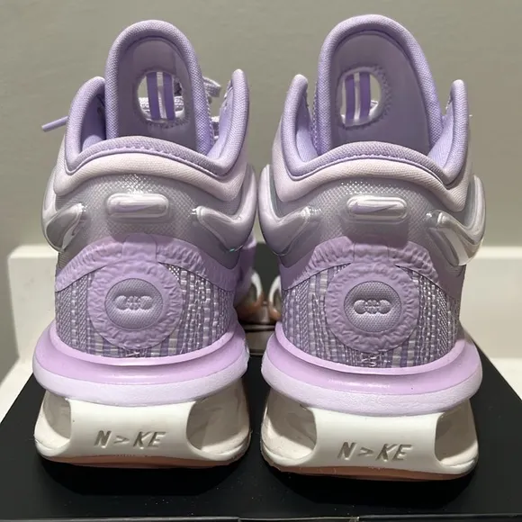 Nike Women's air zoom GT jump 2.0 sneakers shoes