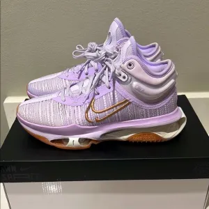 Nike Women's air zoom GT jump 2.0 sneakers shoes