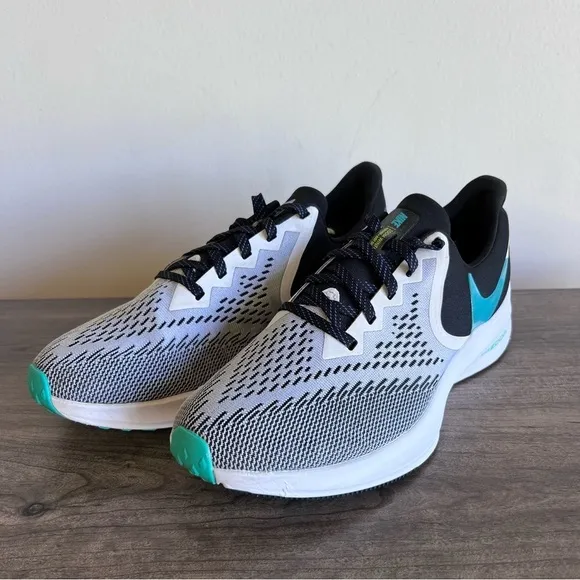 Nike Zoom Winflo 6 Hyper Jade Gray Women's Sneaker Size 11 #760