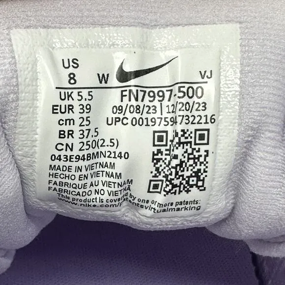 Nike ZoomX Invincible 3 Running Shoes Womens Size 8 Wide Barely Grape FN7797-500