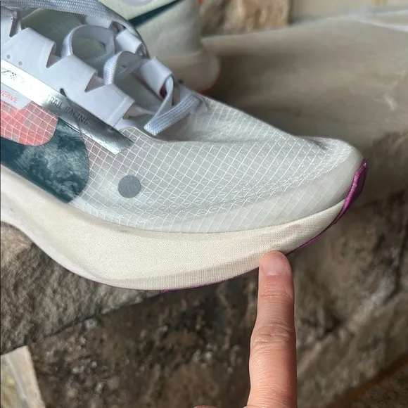 Nike ZoomX Running Shoes - White and Pink-size 12