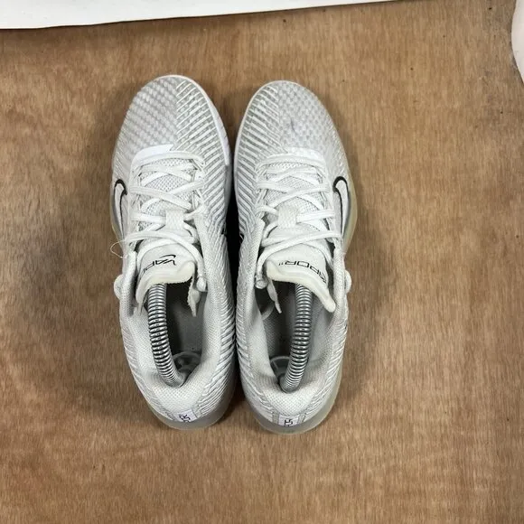 NikeCourt Air Zoom Vapor 11 Women Size 6 White Black Womens Tennis Shoe Sneaker