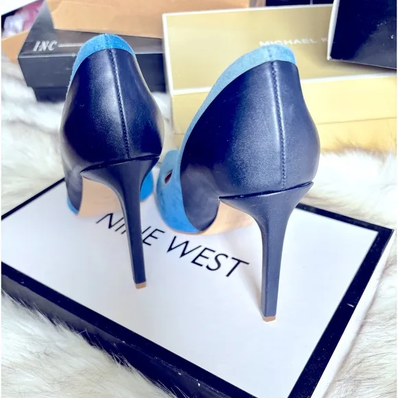 🎁NINE WEST Gorgeous pair of leather an suede blue pumps two tone blue👠