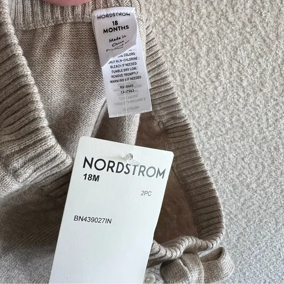 Nordstrom NWT Infant Baby Star Intarsia Pullover &amp; Pants‎ Set Size 18 Months