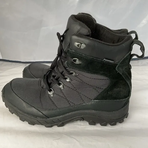 North Face Chilkat Nylon Triple Black Waterproof Winter Boots Men’s Size 11