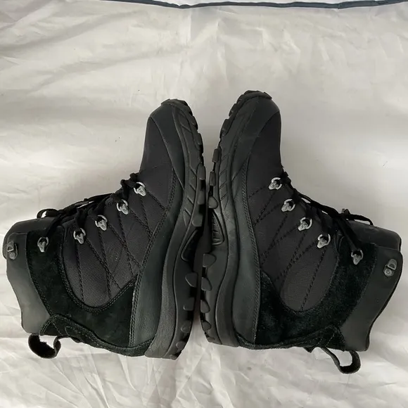 North Face Chilkat Nylon Triple Black Waterproof Winter Boots Men’s Size 11