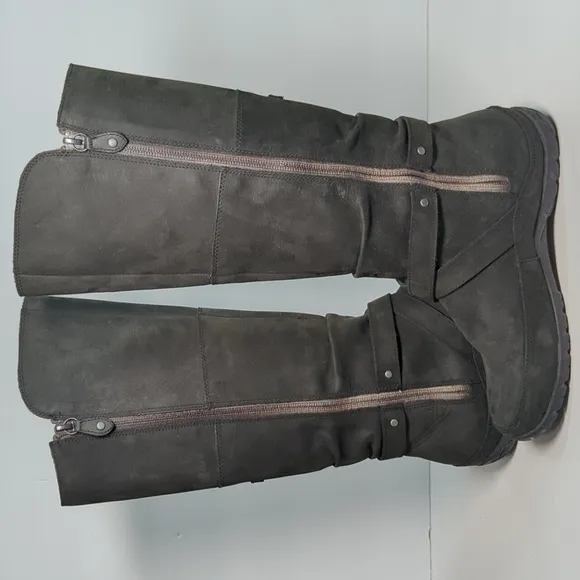 Northface Camryn II Tall black leather boot women's size 7 EU 38