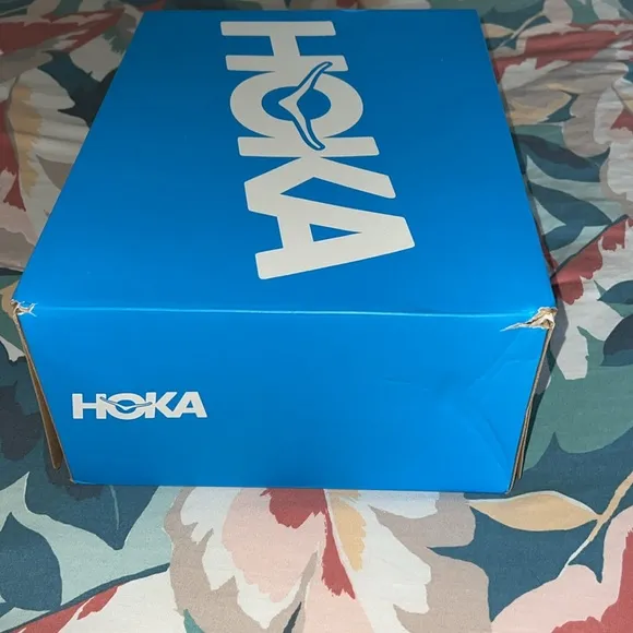 NWB HOKA BONDI 8 MEN SIZE 12 2E WIDE