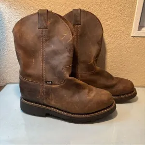NWOB Justin Original Work Boots The Balusters Pull-On Bay Gaucho by Justin J-Max