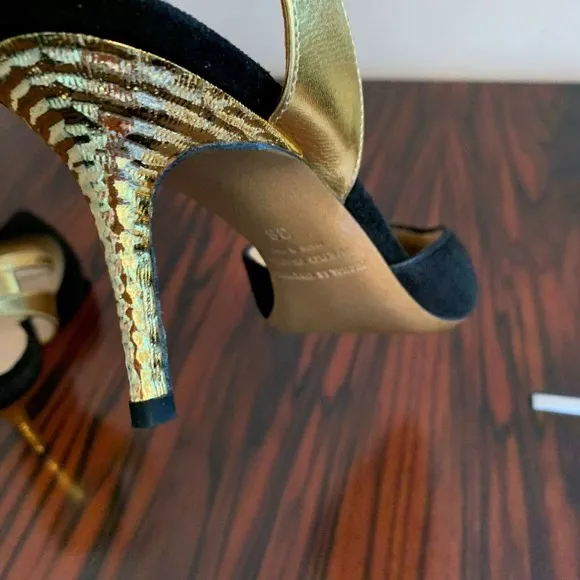 NWOB NICHOLAS KIRKWOOD Black and Gold Suede Evening Shoes SZ 6
