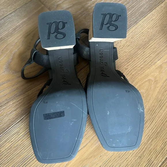 NWOB Paul Green Tina Sandal in Black Leather