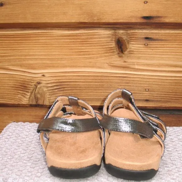 NWOB Vionic Amber Adjustable Sandals Shoes 8.5 WIDE