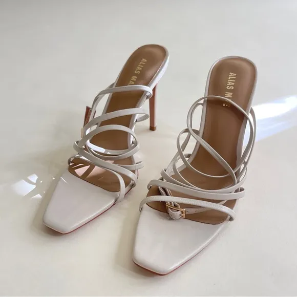 NWOT Alias Mae Isabelle Heel in Bone Cream Strappy Sandal