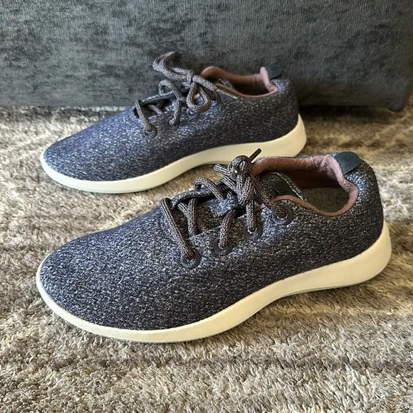 NWOT Allbirds Wool Runners Shoes Purple/Blue Women’s 8