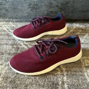 NWOT Allbirds Wool Runners Womens Shoes Maroon/Navy Size 7