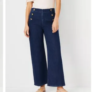 NWOT Ann Taylor Sculpting High Rise Sailor Crop Wide Leg Jeans in Indigo