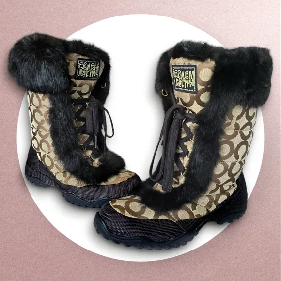 NWOT Coach Jennie Signature Fur Winter Snow Boots Brown Monogram Cozy Luxe Sz 8