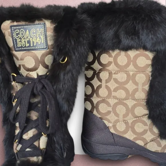 NWOT Coach Jennie Signature Fur Winter Snow Boots Brown Monogram Cozy Luxe Sz 8