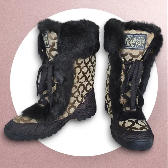 NWOT Coach Jennie Signature Fur Winter Snow Boots Brown Monogram Cozy Luxe Sz 8