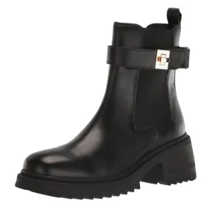 NWOT Steve Madden Gates Ankle Boots