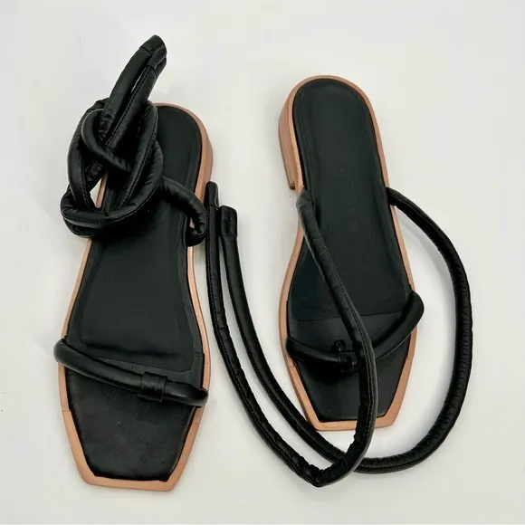 NWOT Wal &amp; Pai Eureka In Camel Sandal Sling Thong Flat Shoes Leather Size 8.5