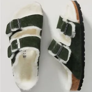 NWT! BIRKENSTOCK Arizona Fur lined!