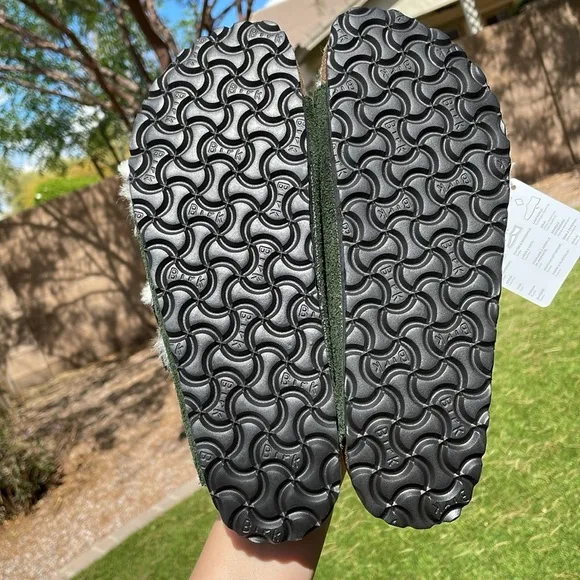 NWT! BIRKENSTOCK Arizona Fur lined!