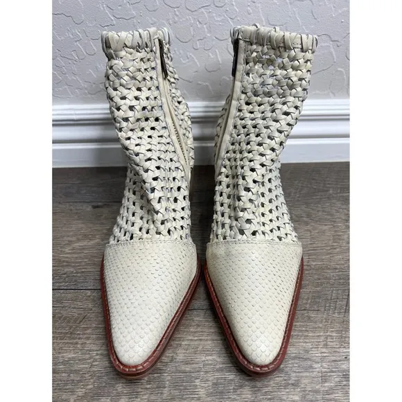 NWT Free People In The Loop White Leather Woven Ankle Boots Size 36 / 6