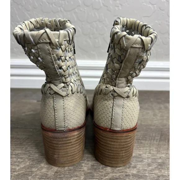 NWT Free People In The Loop White Leather Woven Ankle Boots Size 36 / 6