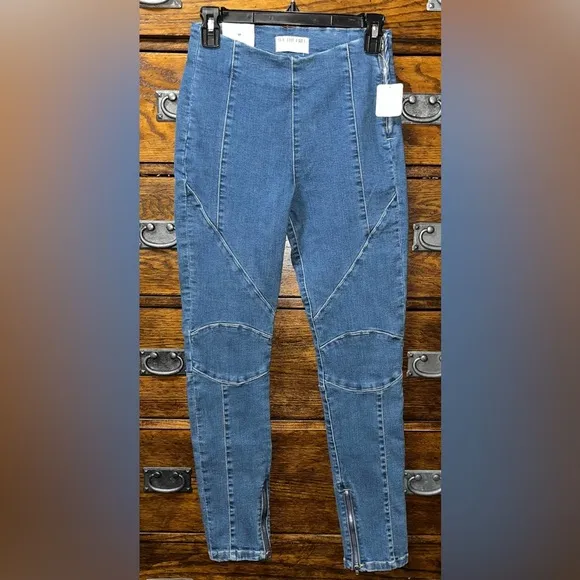 NWT! Free People We The Free Bella Moto High-Rise Skinny Jeans