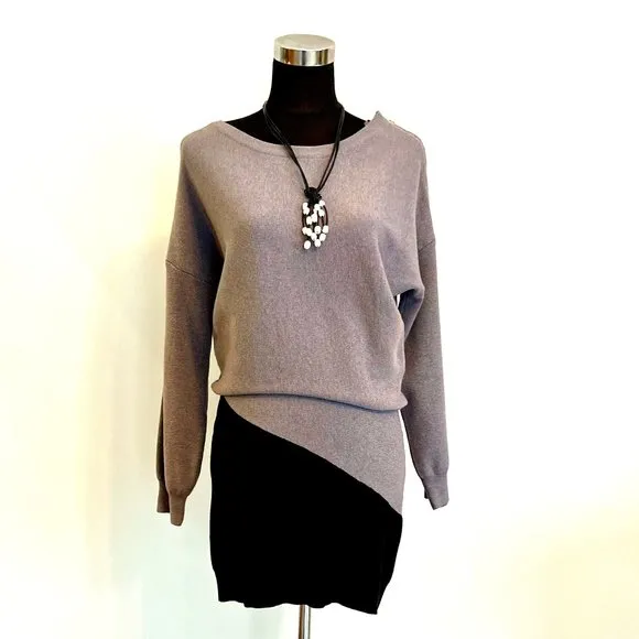 NWT Gray &amp; Black Long Sleeve Sweater Dress Tunic with Zipper Accent