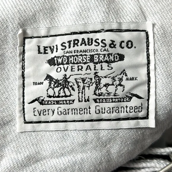 NWT Levi’s Light Wash Vintage Style Overall, Size Large
