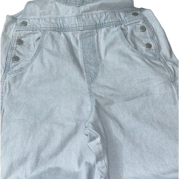 NWT Levi’s Light Wash Vintage Style Overall, Size Large