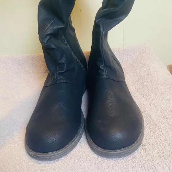NWT Lukees By Muk Luks Bianca Beverly Black Water Resistant Boots Womens Size 11