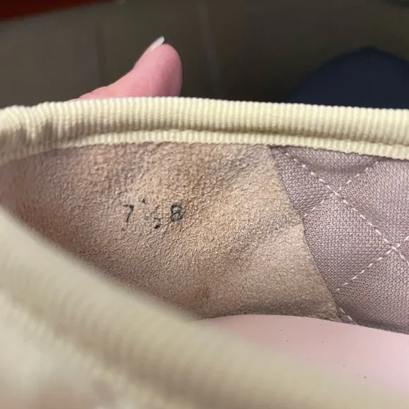 NWT Paul Mayer cozy quilted ballet flat gold of Sz 7.5