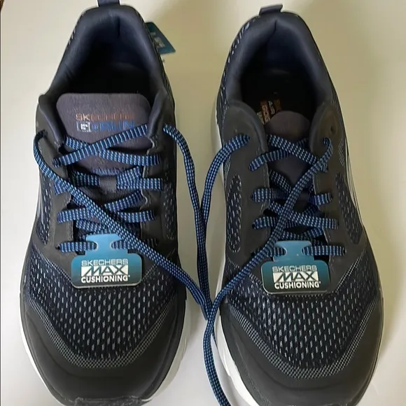NWT Skechers Men's Air Cooled Goga Mat Ultra Go