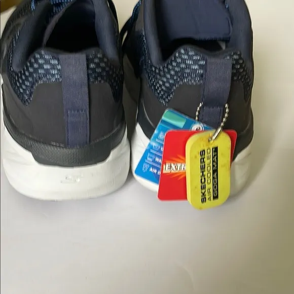 NWT Skechers Men's Air Cooled Goga Mat Ultra Go