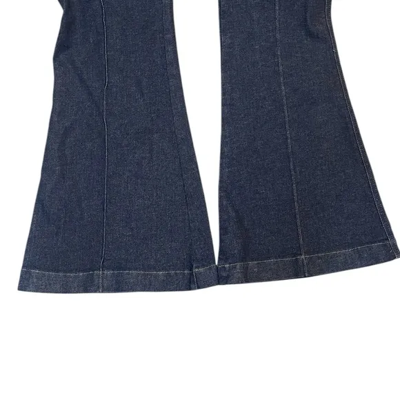 NWT SPANX Pintuck Flare Jeans | Raw Indigo | Size L (10-12 | Sculpting High Rise
