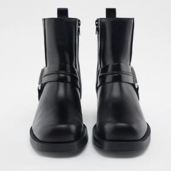 NWT. Zara Black Leather Flat Biker Boots. Size 8.