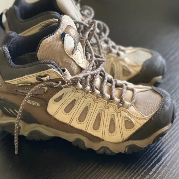 Oboz Sawtooth Mid BDry Hiking Boots