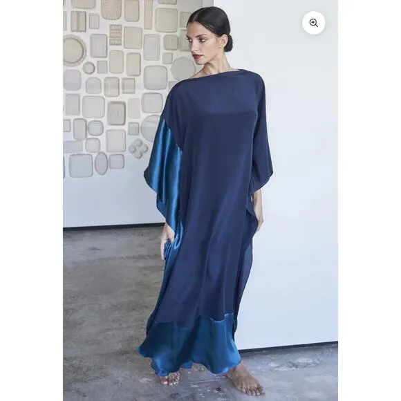 Ocean   Main - Navy and Teal Boatneck Silk Caftan - 1X