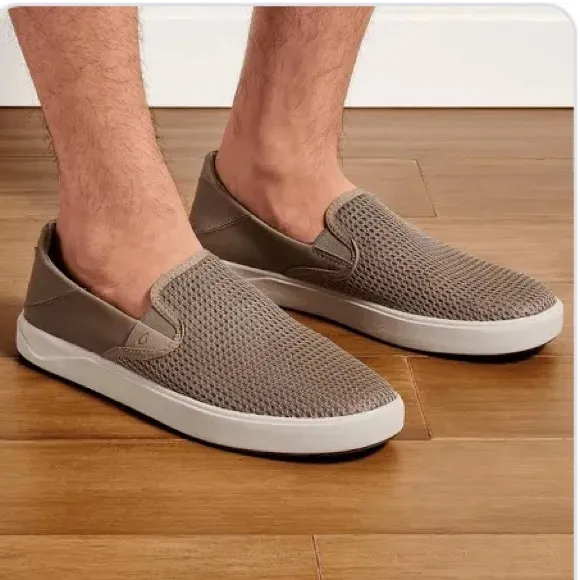OluKai Men’s Size 8 Lae’ahi Clay Color Slip On Shoes