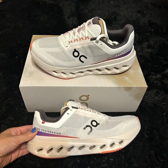 ON CLOUDSURFER Next Wide running athletic training lace up shoes sneakers sz8