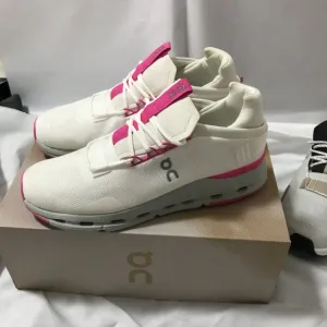 👟O.N Running Cloudnova Women Shoes pink