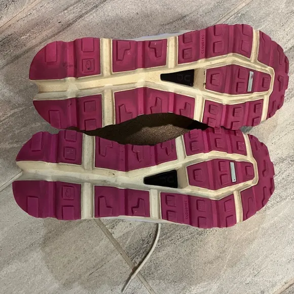 On Running Women's Cloudvista Shoes - Heather/Rhubarb US women’s Size 9
